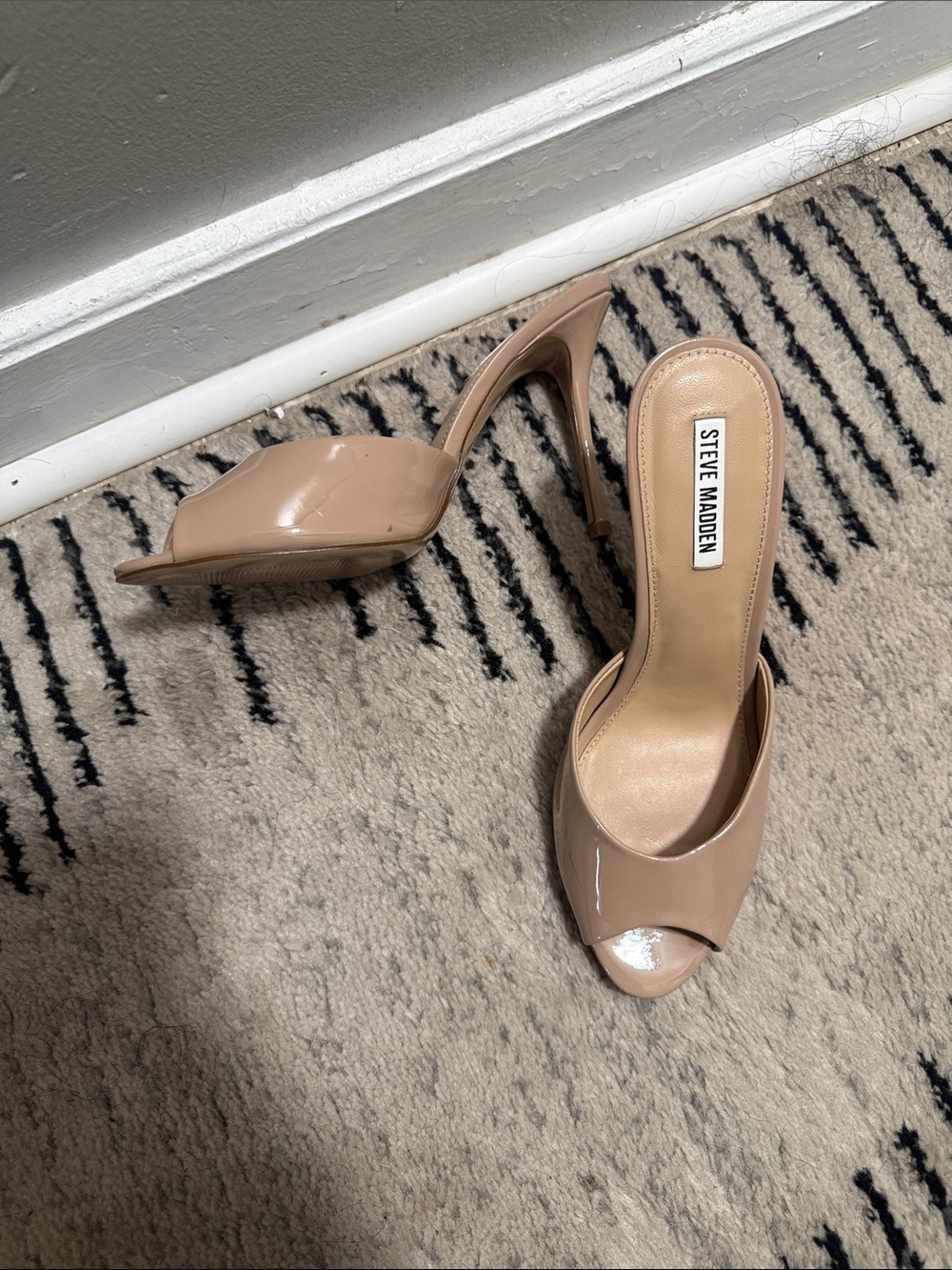Steve Madden peep toe heels